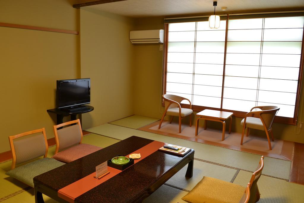 Akita Onsen Plaza Hotell Exteriör bild