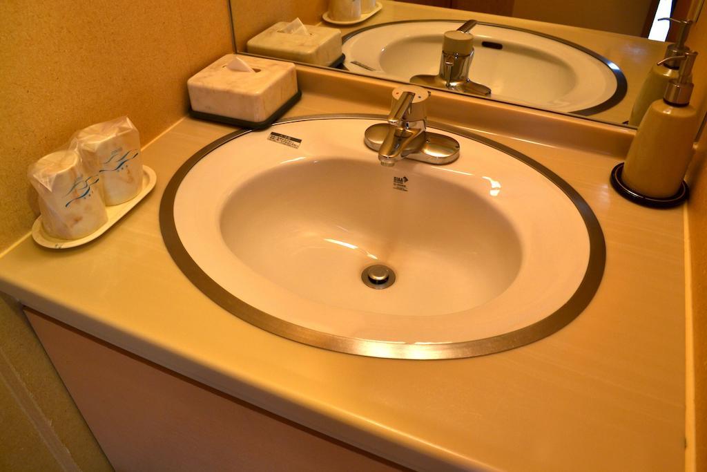 Akita Onsen Plaza Hotell Rum bild