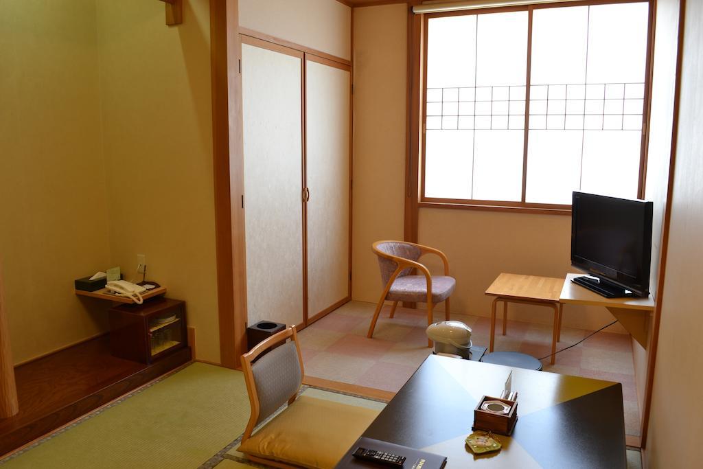 Akita Onsen Plaza Hotell Rum bild